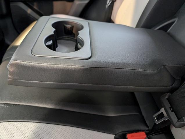 Photo of 2025 Carpathian Grey Land Rover Range Rover Velar