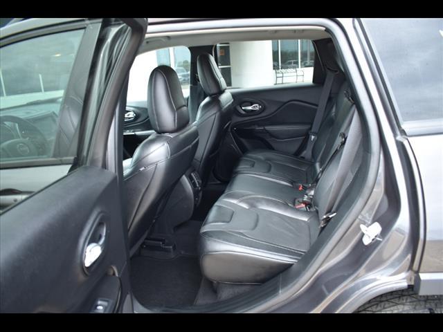 Photo of 2023 GRAY Jeep Cherokee