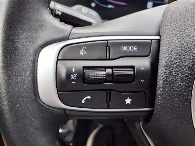 Photo of 2024 Glacial White Pearl Kia Sportage