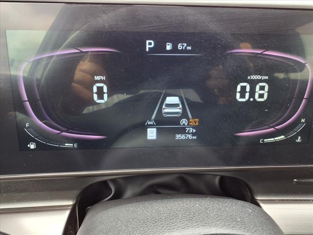 Photo of 2024 Glacial White Pearl Kia Sportage