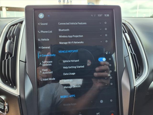 Photo of 2022 BLUE Ford Edge