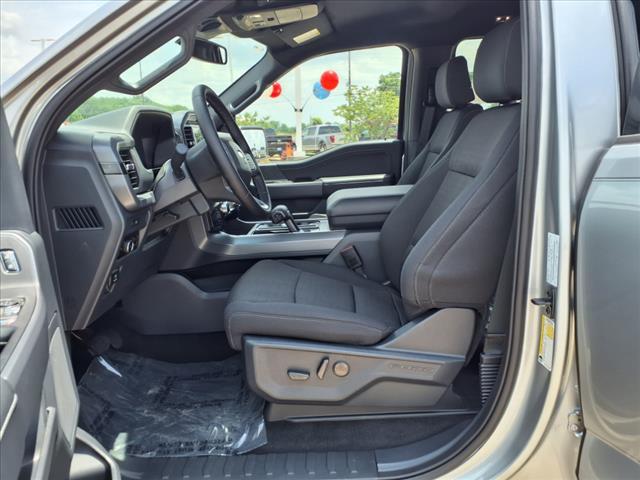 Photo of 2025 Iconic Silver Metallic Ford F-150