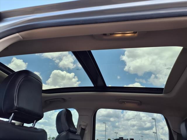 Photo of 2022 Silver Radiance Metallic Clearcoat Lincoln Nautilus