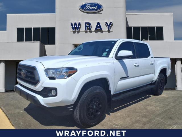 Photo of 2022 White Toyota Tacoma