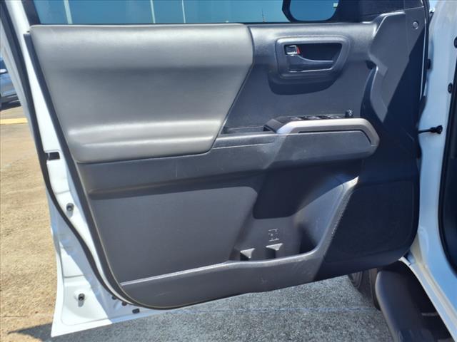 Photo of 2022 White Toyota Tacoma