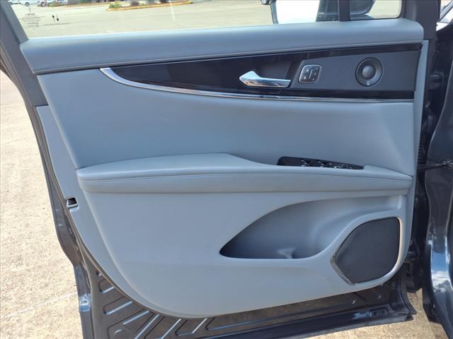 Photo of 2022 Flight Blue Metallic Clearcoat Lincoln Nautilus