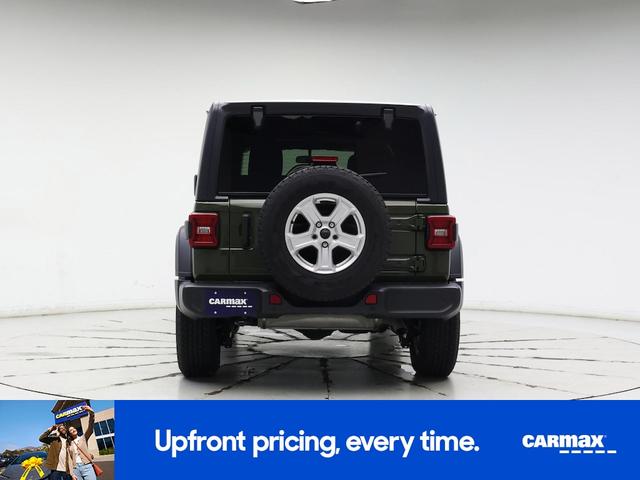 Photo of 2021 Green Jeep Wrangler