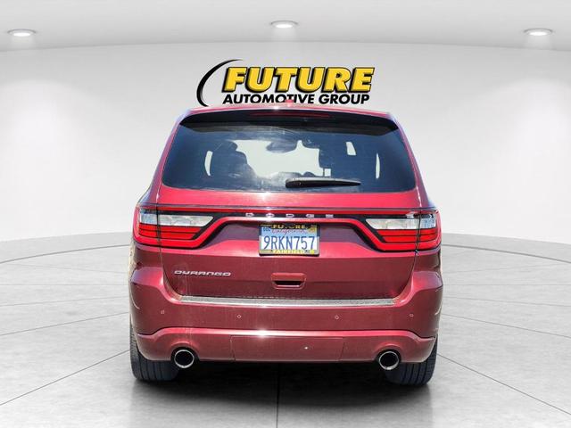 Photo of 2022 Octane Red Pearlcoat Dodge Durango