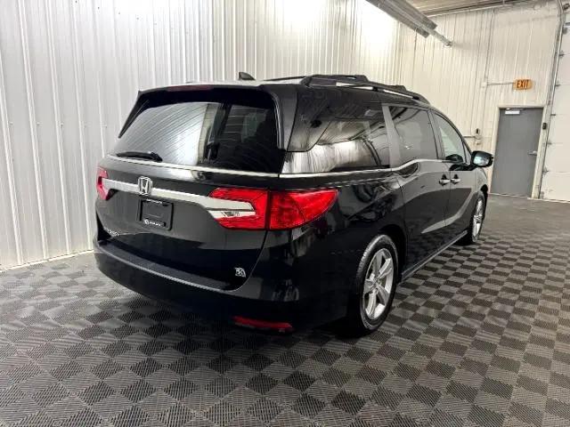 Photo of 2019 Crystal Black Pearl Honda Odyssey