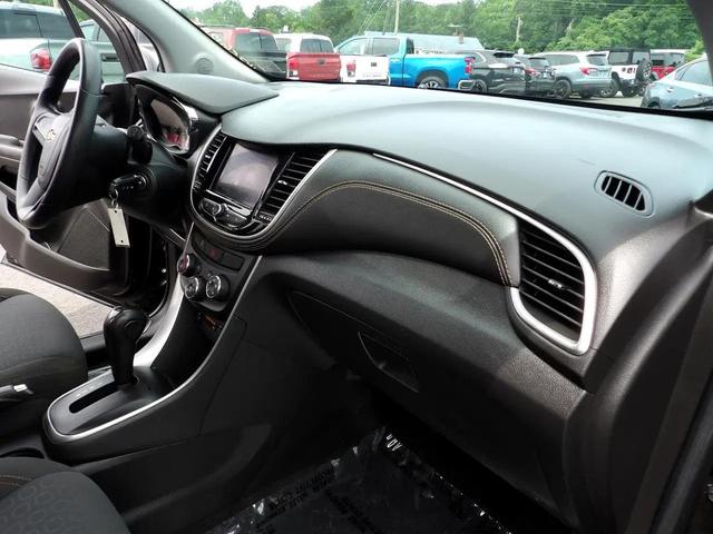 Photo of 2020 Black Chevrolet Trax