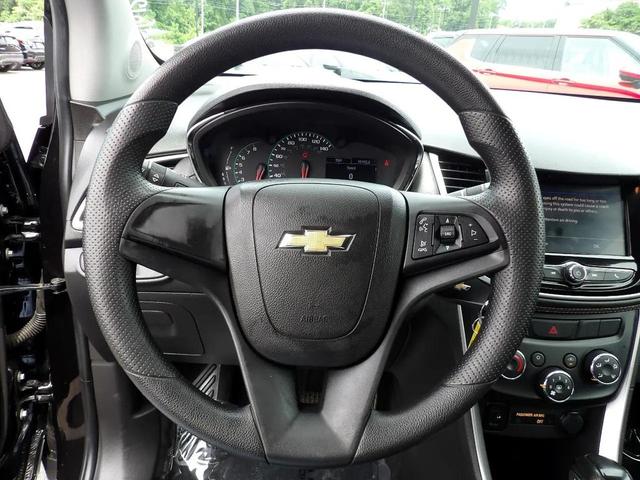 Photo of 2020 Black Chevrolet Trax
