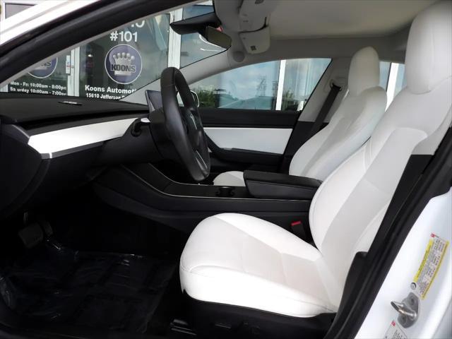 Photo of 2018 Pearl White Multi-Coat Tesla Model 3