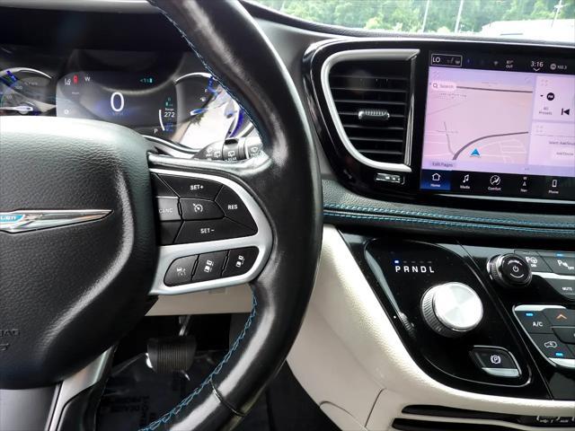 Photo of 2021 Velvet Red Pearlcoat Chrysler Pacifica Hybrid