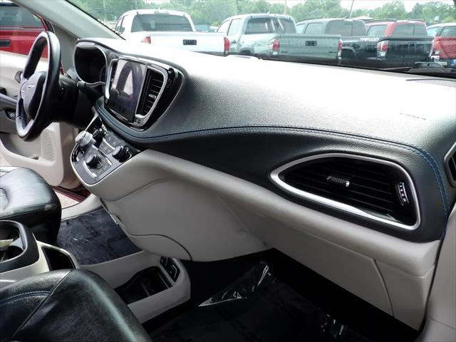 Photo of 2021 Velvet Red Pearlcoat Chrysler Pacifica Hybrid