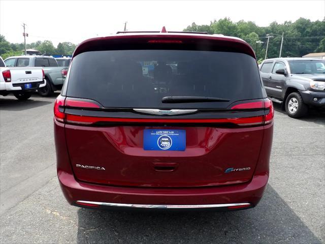 Photo of 2021 Velvet Red Pearlcoat Chrysler Pacifica Hybrid