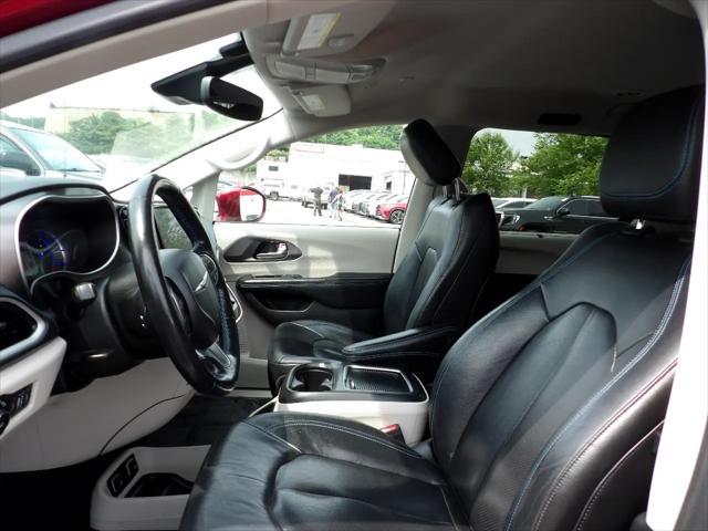 Photo of 2021 Velvet Red Pearlcoat Chrysler Pacifica Hybrid