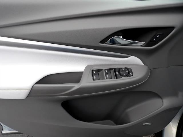 Photo of 2022 Silver Flare Metallic Chevrolet Bolt EUV