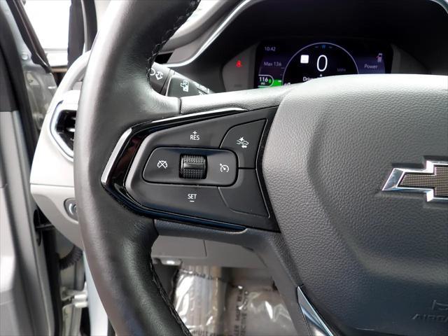 Photo of 2022 Silver Flare Metallic Chevrolet Bolt EUV