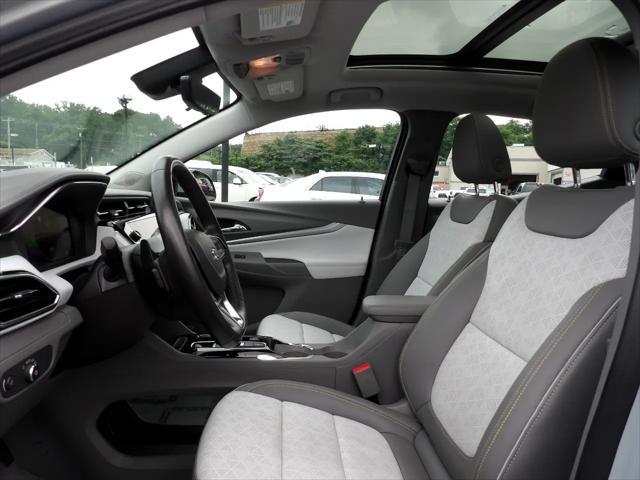Photo of 2022 Silver Flare Metallic Chevrolet Bolt EUV