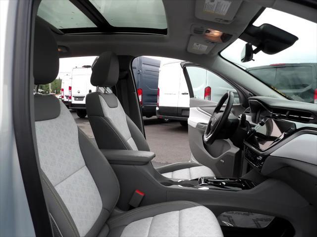Photo of 2022 Silver Flare Metallic Chevrolet Bolt EUV