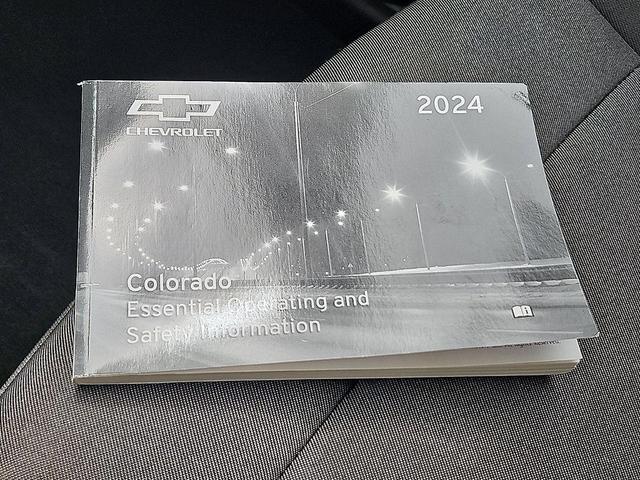 Photo of 2024 Sand Dune Metallic Chevrolet Colorado