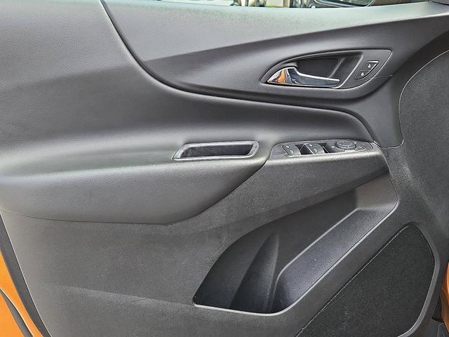 Photo of 2019 Orange Burst Metallic Chevrolet Equinox