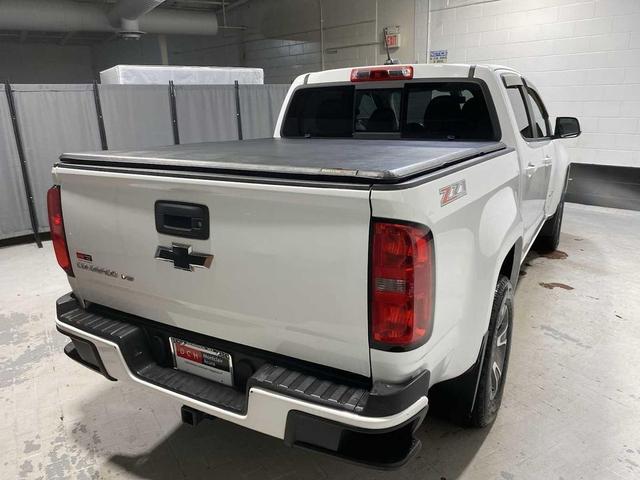 Photo of 2018 Summit White Chevrolet Colorado