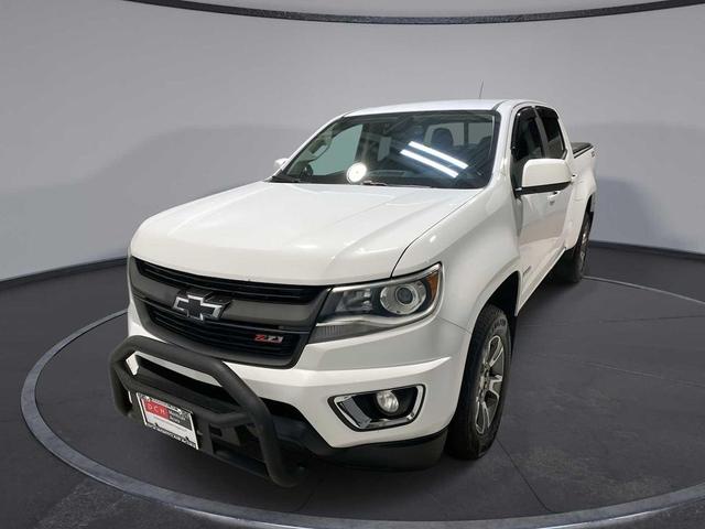 Photo of 2018 Summit White Chevrolet Colorado