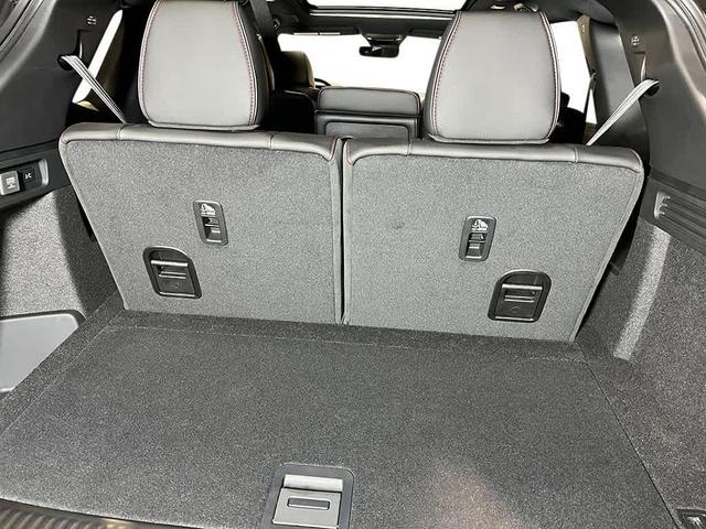 Photo of 2026 Majestic Black Pearl Acura MDX