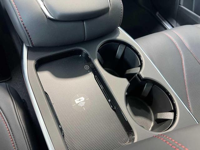 Photo of 2025 Apex Blue Pearl Acura RDX