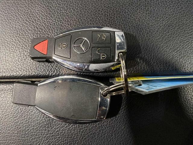 Photo of 2017 Black Mercedes-Benz GLE 350