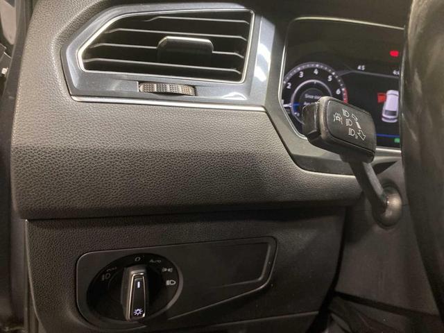 Photo of 2018 Platinum Gray Metallic Volkswagen Tiguan