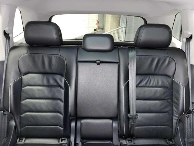Photo of 2018 Platinum Gray Metallic Volkswagen Tiguan