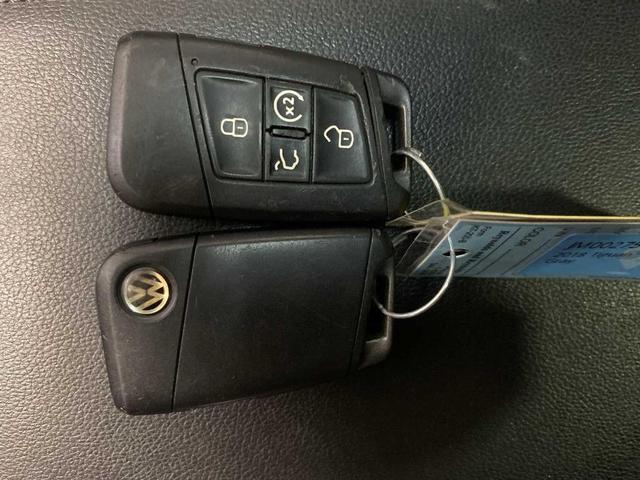 Photo of 2018 Platinum Gray Metallic Volkswagen Tiguan
