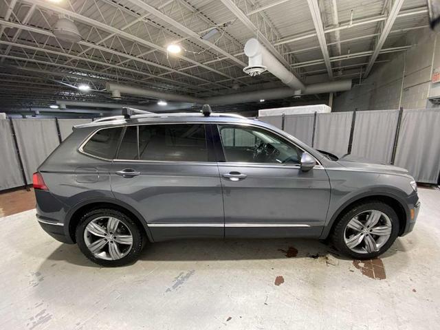 Photo of 2018 Platinum Gray Metallic Volkswagen Tiguan