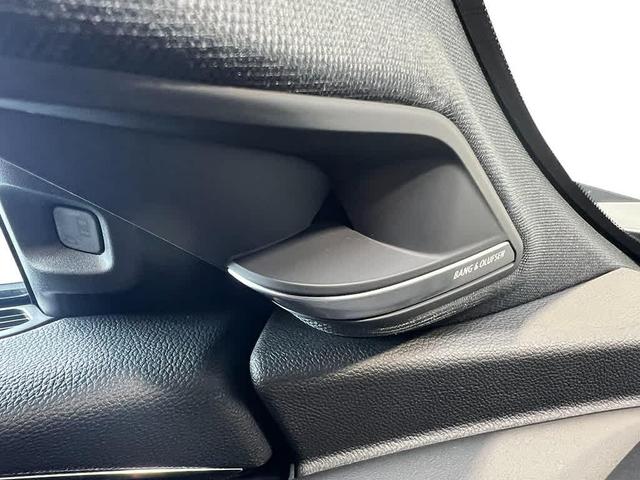 Photo of 2026 Majestic Black Pearl Acura MDX