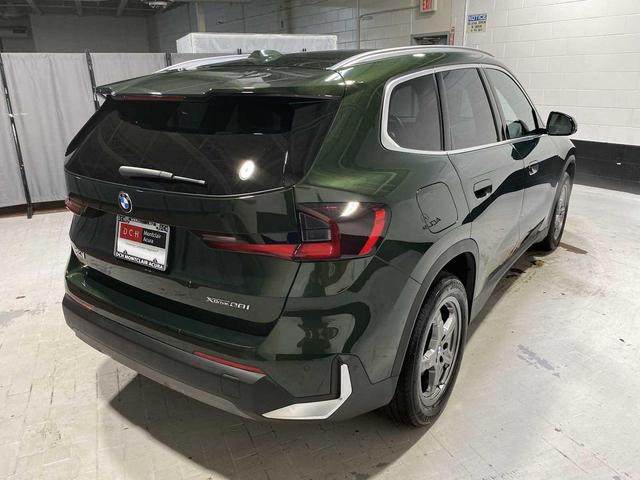 Photo of 2023 San Remo Green Metallic BMW X1
