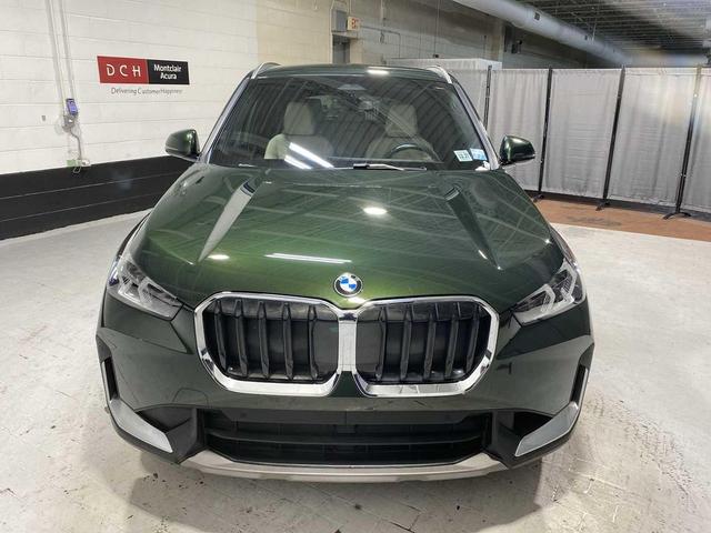 Photo of 2023 San Remo Green Metallic BMW X1