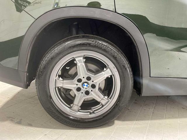 Photo of 2023 San Remo Green Metallic BMW X1
