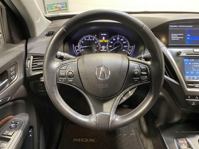 Photo of 2018 White Acura MDX