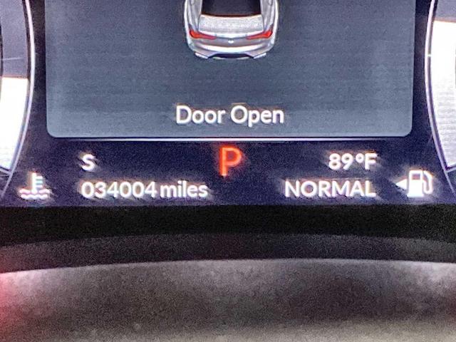 Photo of 2023 Platinum White Pearl Acura TLX