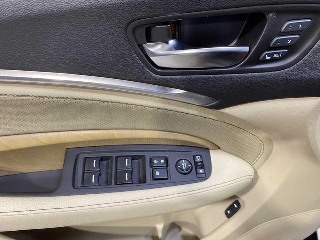 Photo of 2020 Platinum White Pearl Acura MDX