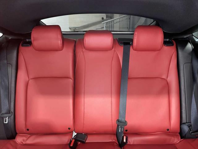 Photo of 2024 Platinum White Pearl Acura Integra