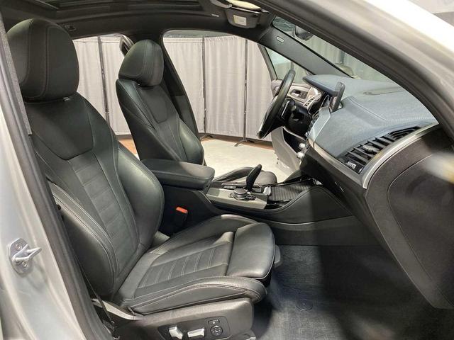 Photo of 2019 Glacier Silver Metallic BMW X4