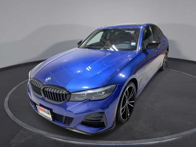 Photo of 2022 Portimao Blue Metallic BMW 330