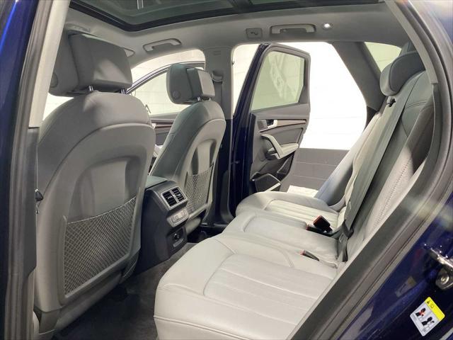 Photo of 2018 Navarra Blue Metallic Audi Q5