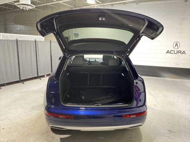 Photo of 2018 Navarra Blue Metallic Audi Q5