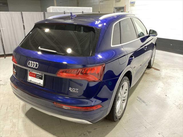 Photo of 2018 Navarra Blue Metallic Audi Q5