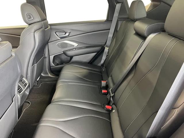 Photo of 2025 Platinum White Pearl Acura RDX