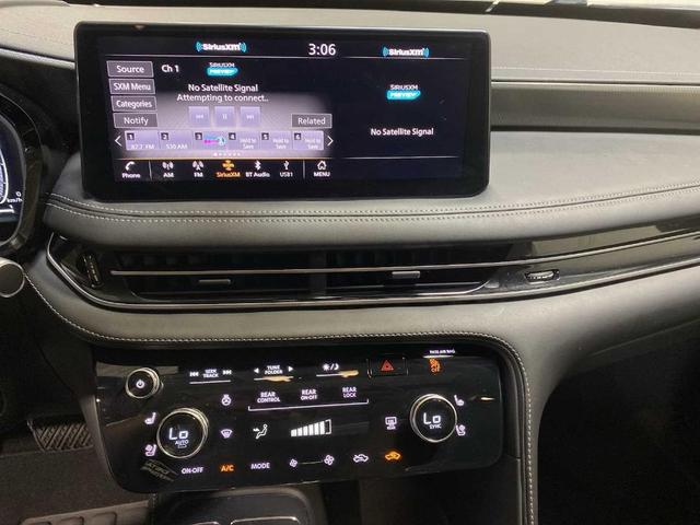 Photo of 2022 Warm Titanium INFINITI QX60